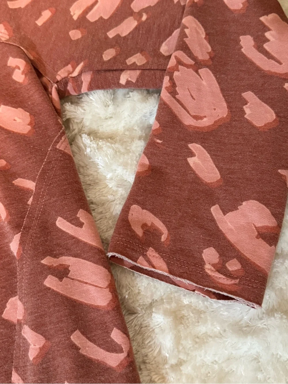 Wonderly Rose-Pink Animal Printed Raglan Sweatshirt, L *Belk - Picture 2 of 4